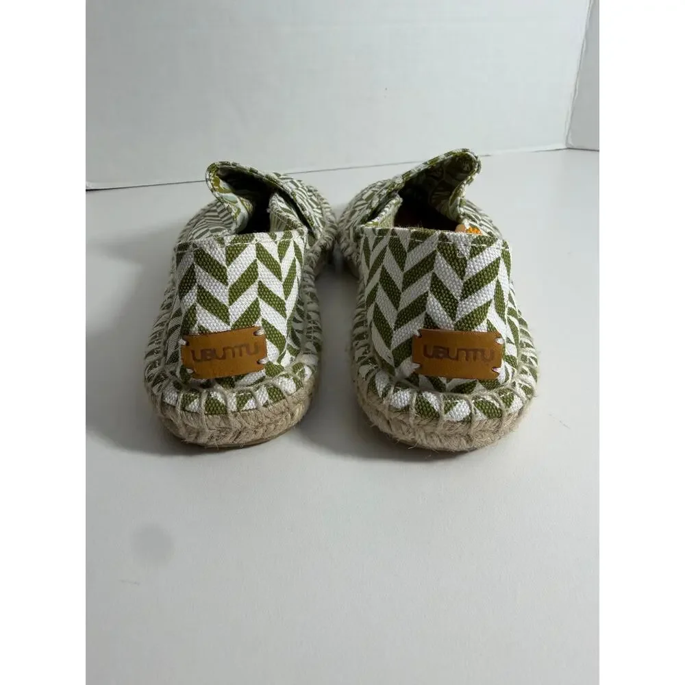 NWOB Ubntu Espadrilles Green Chevron Print Womens Size 7